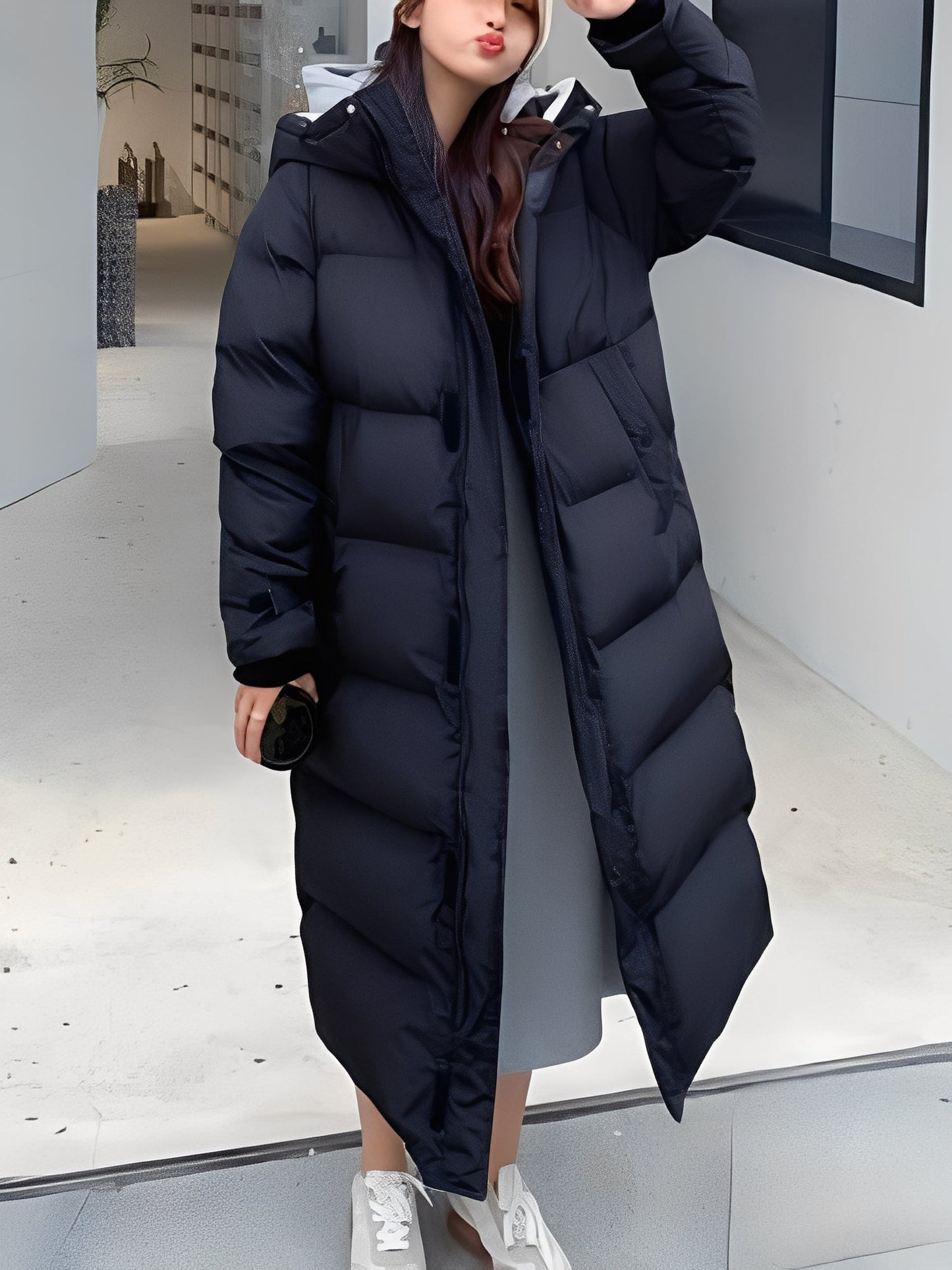 Hazel - Trendy long women's jacket with hood