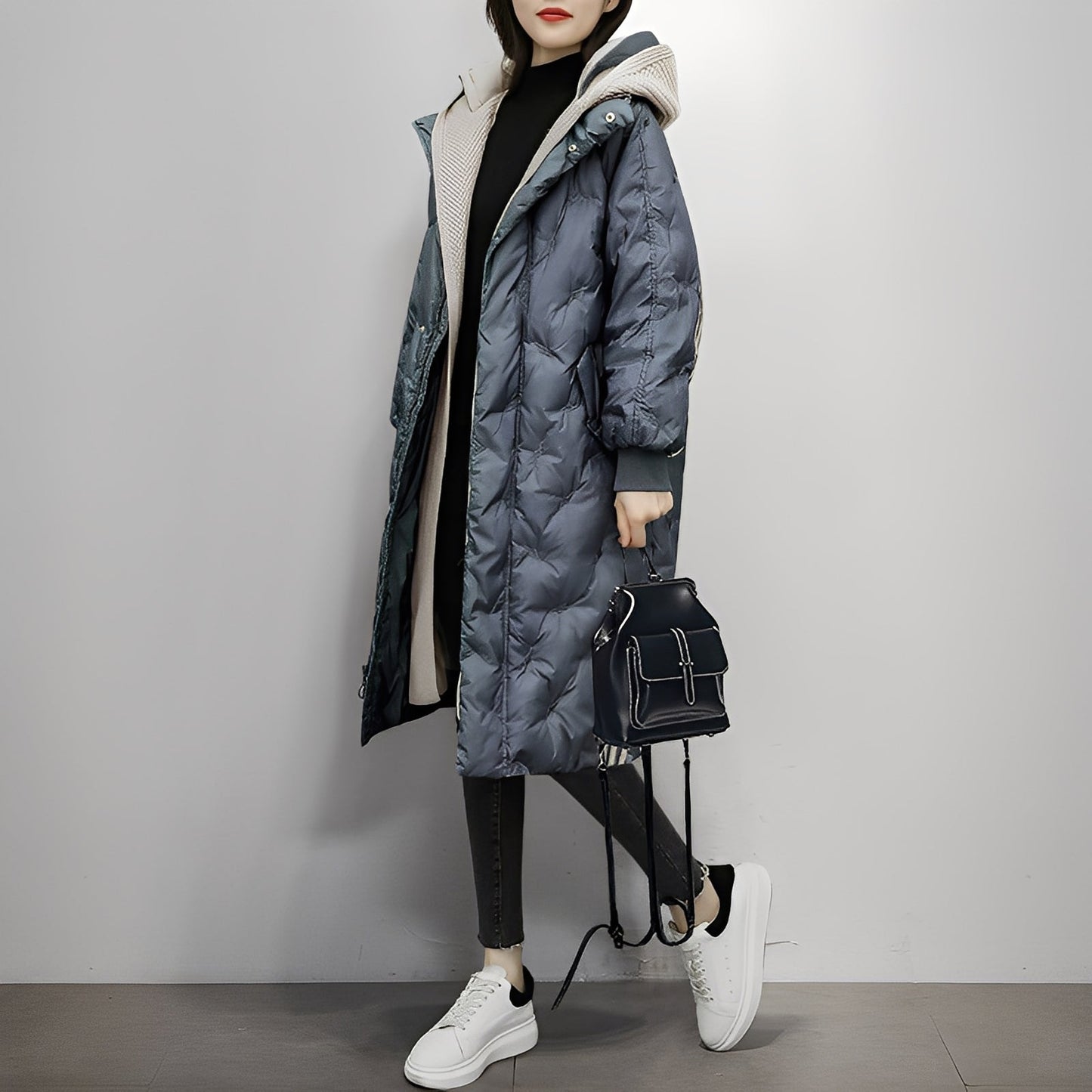 Lianne - Modern, warm women's down jacket