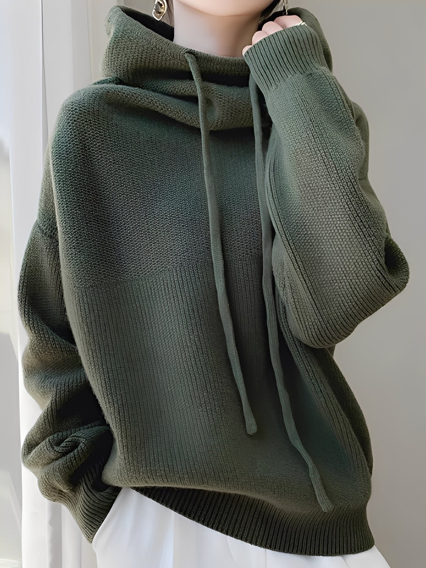 Mercia - Fashionable women's hoodie with hood