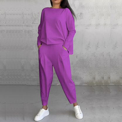 Mélisande - Women's set with round neck sweater and pants