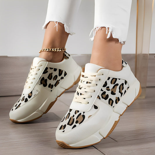 Wendy - Trendy, comfortable women's shoes with pattern