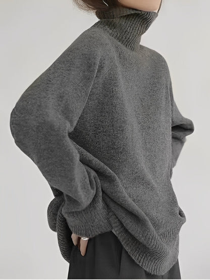 Gloria - women's turtleneck sweater made of fine wool