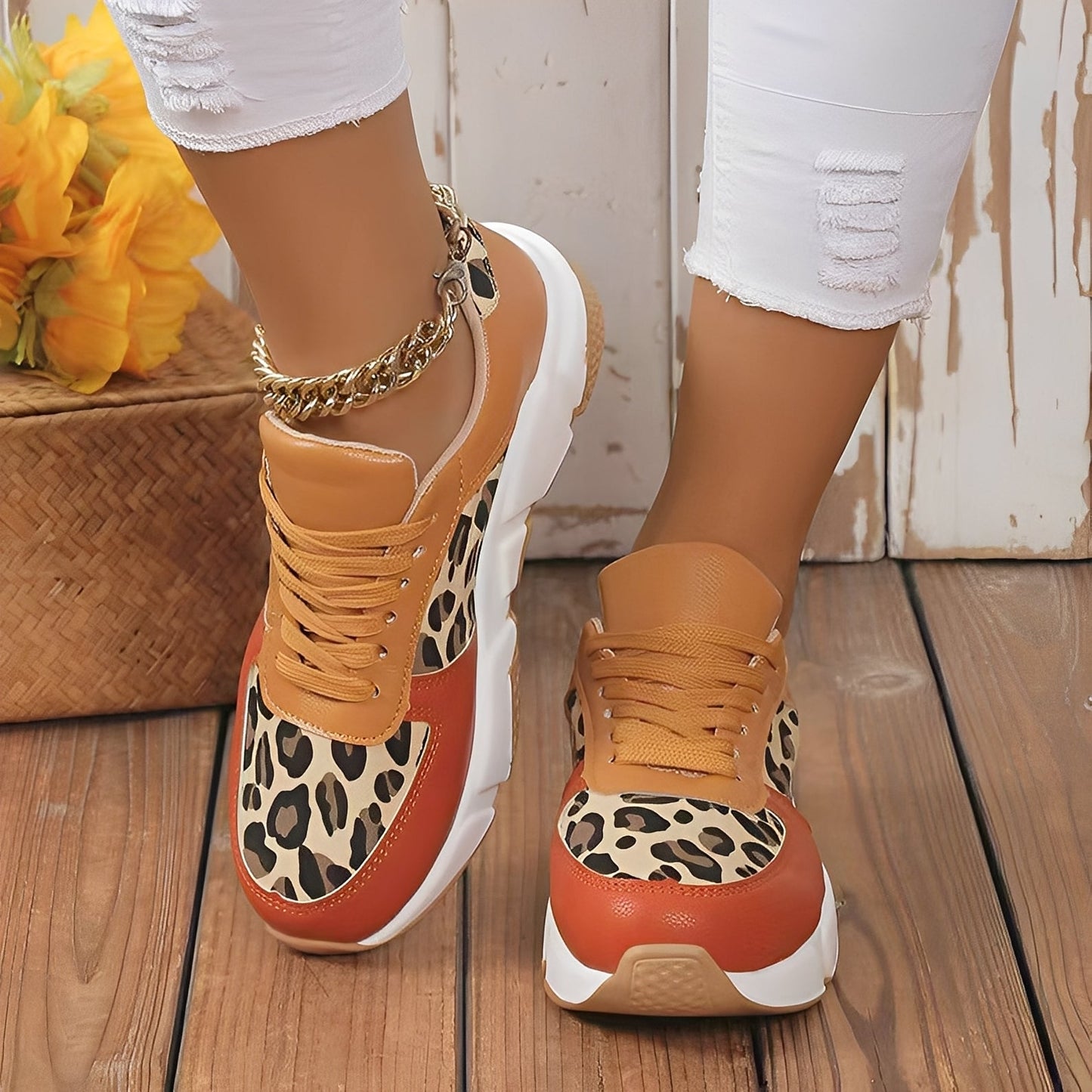 Wendy - Trendy, comfortable women's shoes with pattern