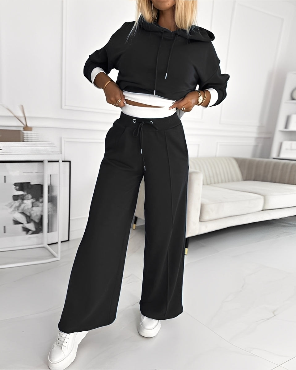 Paulina - Stylish women's hooded tracksuit set