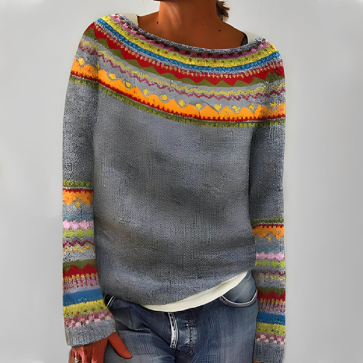 Flavienne - Simple women's winter sweater with round neckline