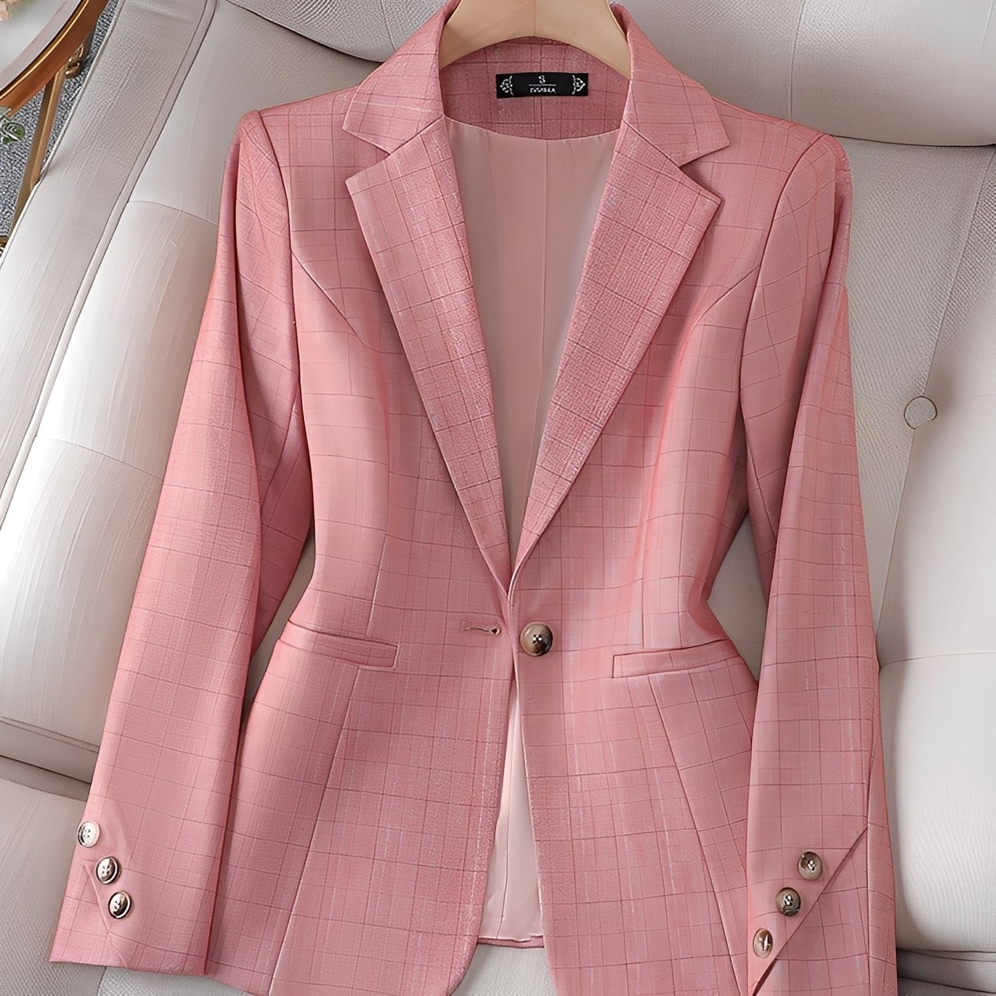 Claudia - Women's blazer in stylish checkered pattern