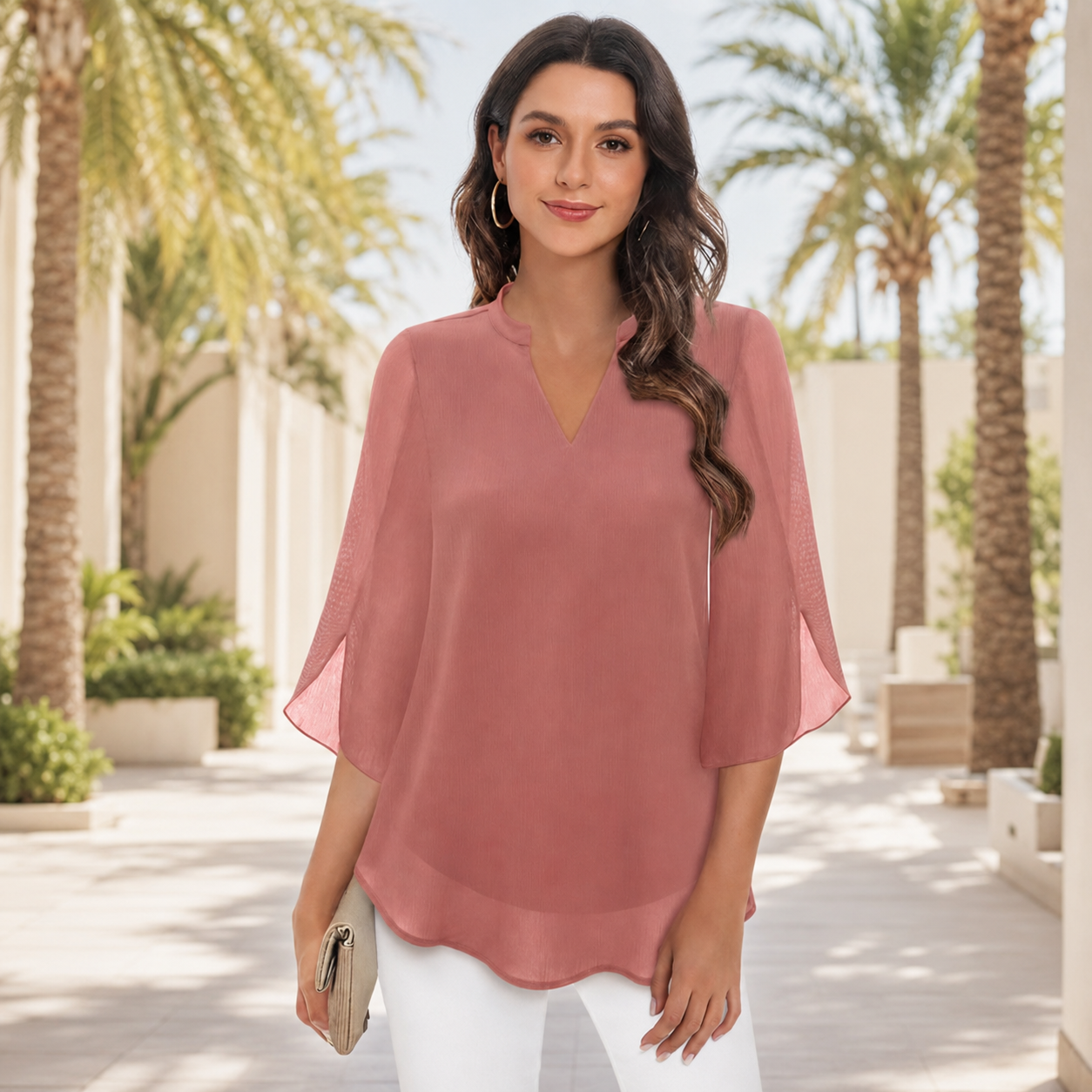 Arsine - Stylishe, locker geschnittene Bluse mit V-Ausschnitt