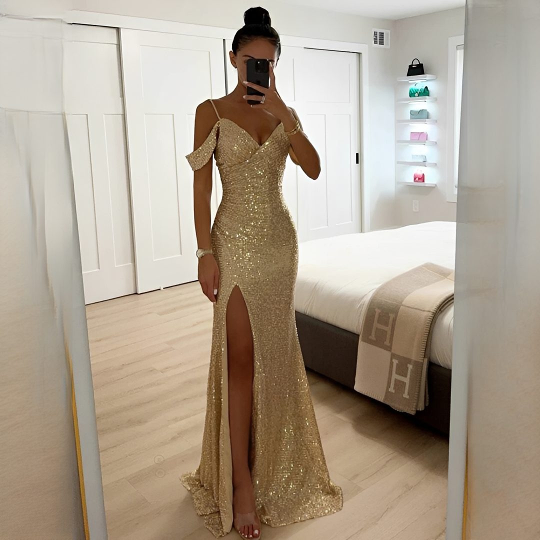 Ashriel - Elegantes Kleid mit Schlitz