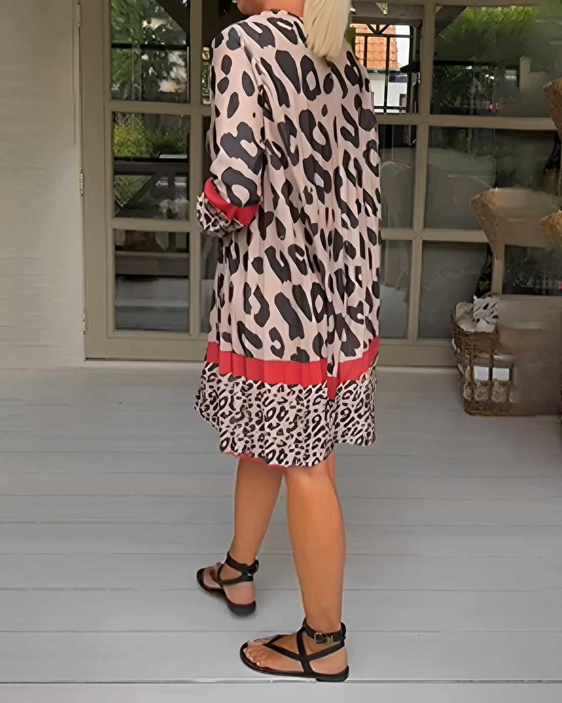 Marfie - Stilvolles Mini-Kleid mit V-Ausschnitt