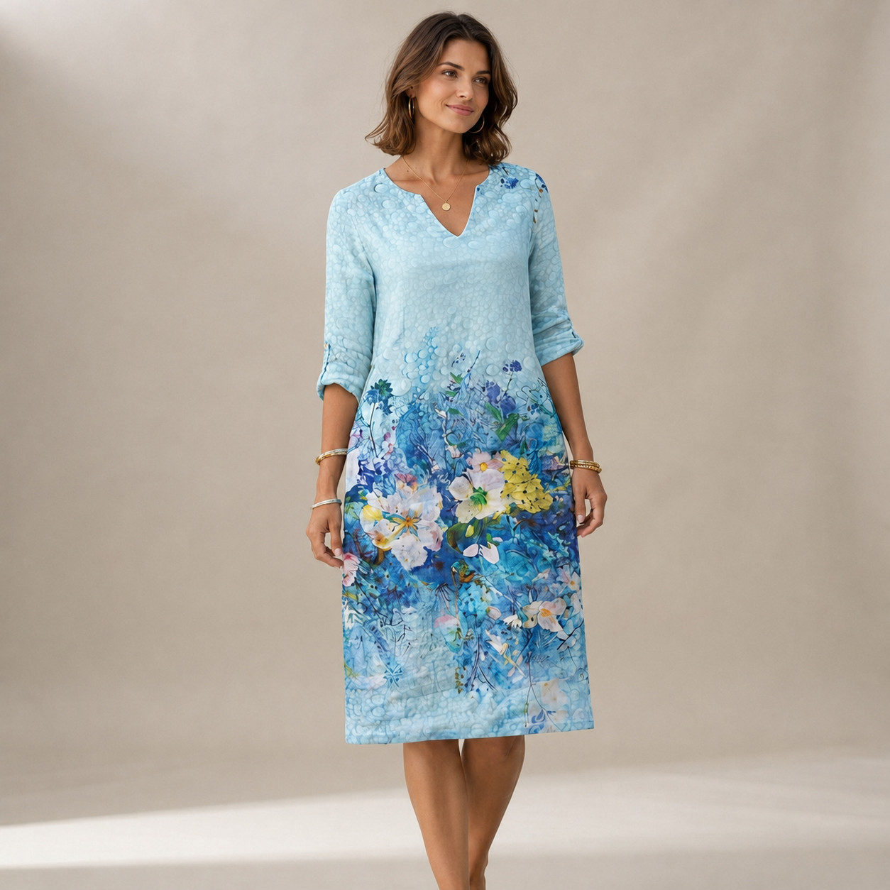 Ninna - Elegantes und figurbetontes V-Ausschnitt-Kleid