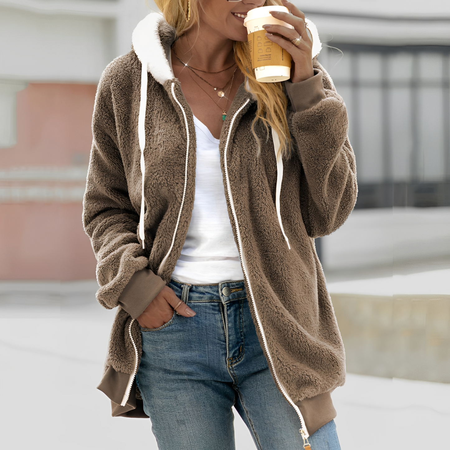 Chloe - Warme, mit Sherpa gefütterte Kapuzenjacke für Damen