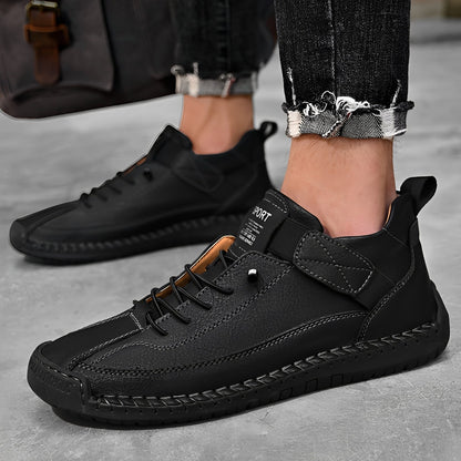 Ronald - Modern, lightweight men's sneakers with support