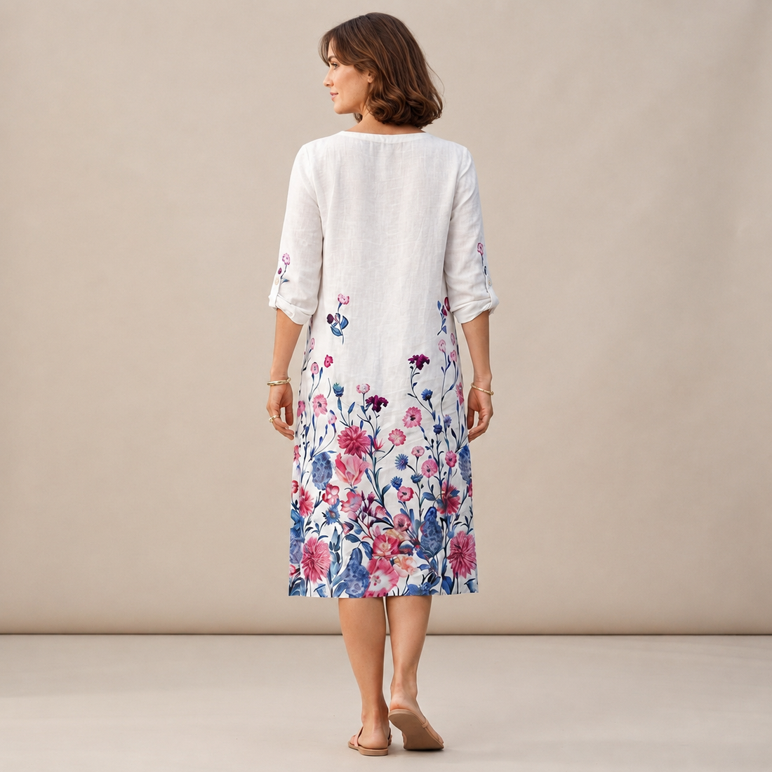Ninna - Elegantes und figurbetontes V-Ausschnitt-Kleid