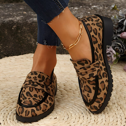 Camélia - Stylish women's shoes with leopard pattern