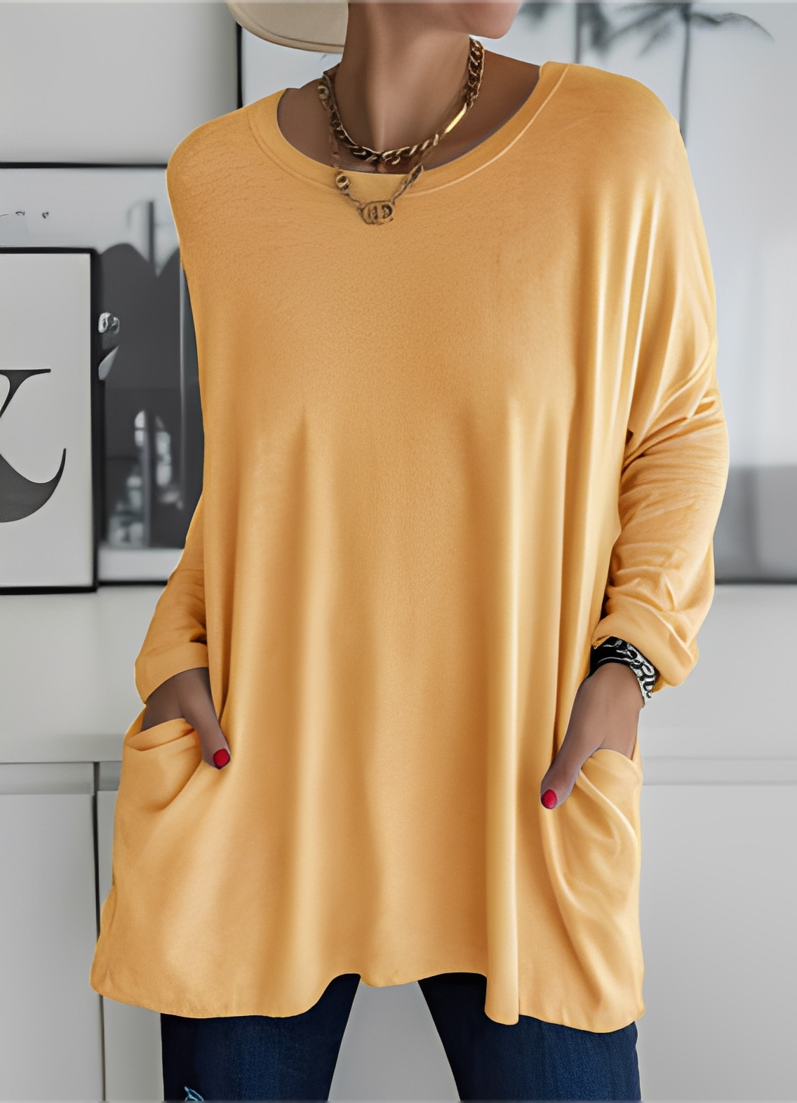 Shanene - women's sweater with relaxed and casual style
