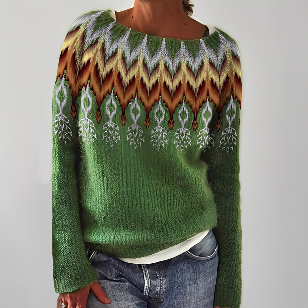 Flavienne - Simple women's winter sweater with round neckline