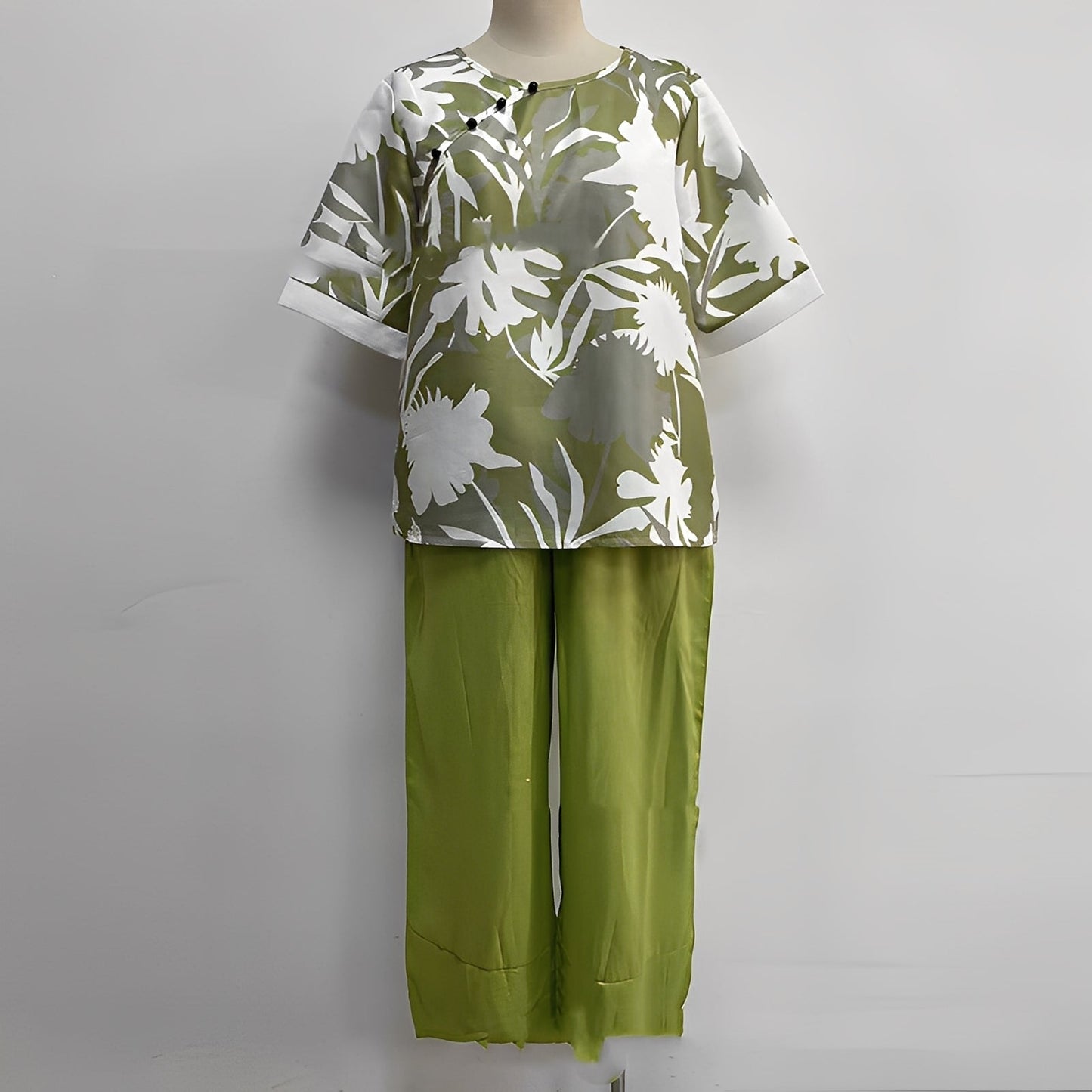 Hyazinthe - Stylish shirts and pants for women set