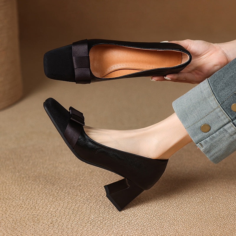 Saarah - Traditionelle Schuhe mit breitem Absatz