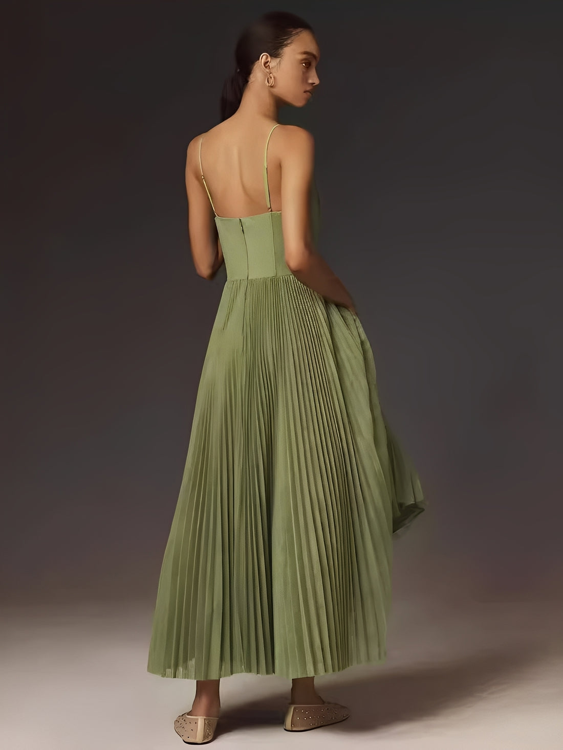 Karen - Elegantes, rückenfreies Midikleid mit Falten für Damen