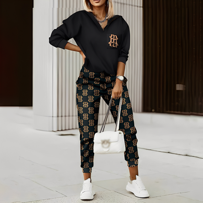 Hollie - Women's Tracksuit with Zipper in Modern Design