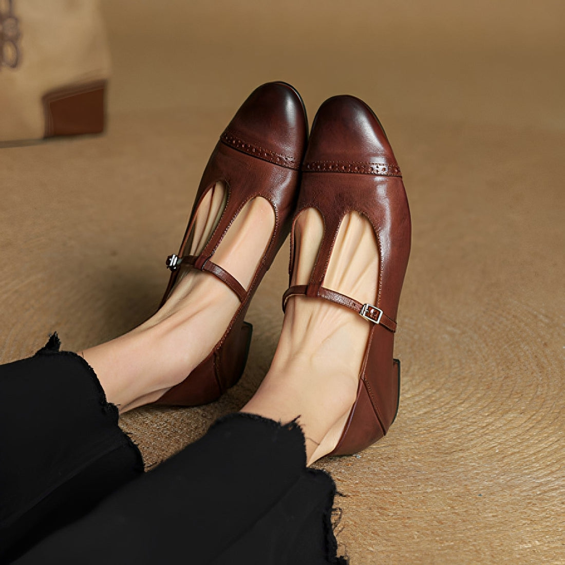 Aayan - Bequeme Flats mit Verschluss