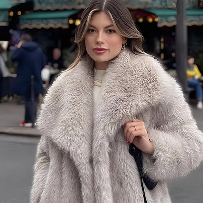 Jennifer - Modern women's jacket made of faux fur