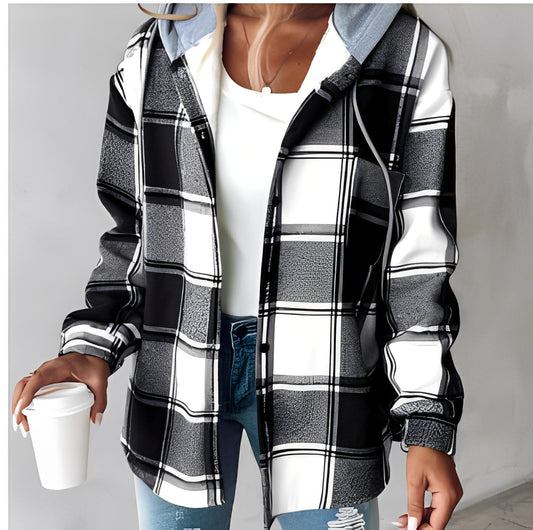 Éliette - Women's winter jacket with hood and check pattern