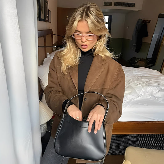 Laura - Classic women's leather jacket with lapel collar