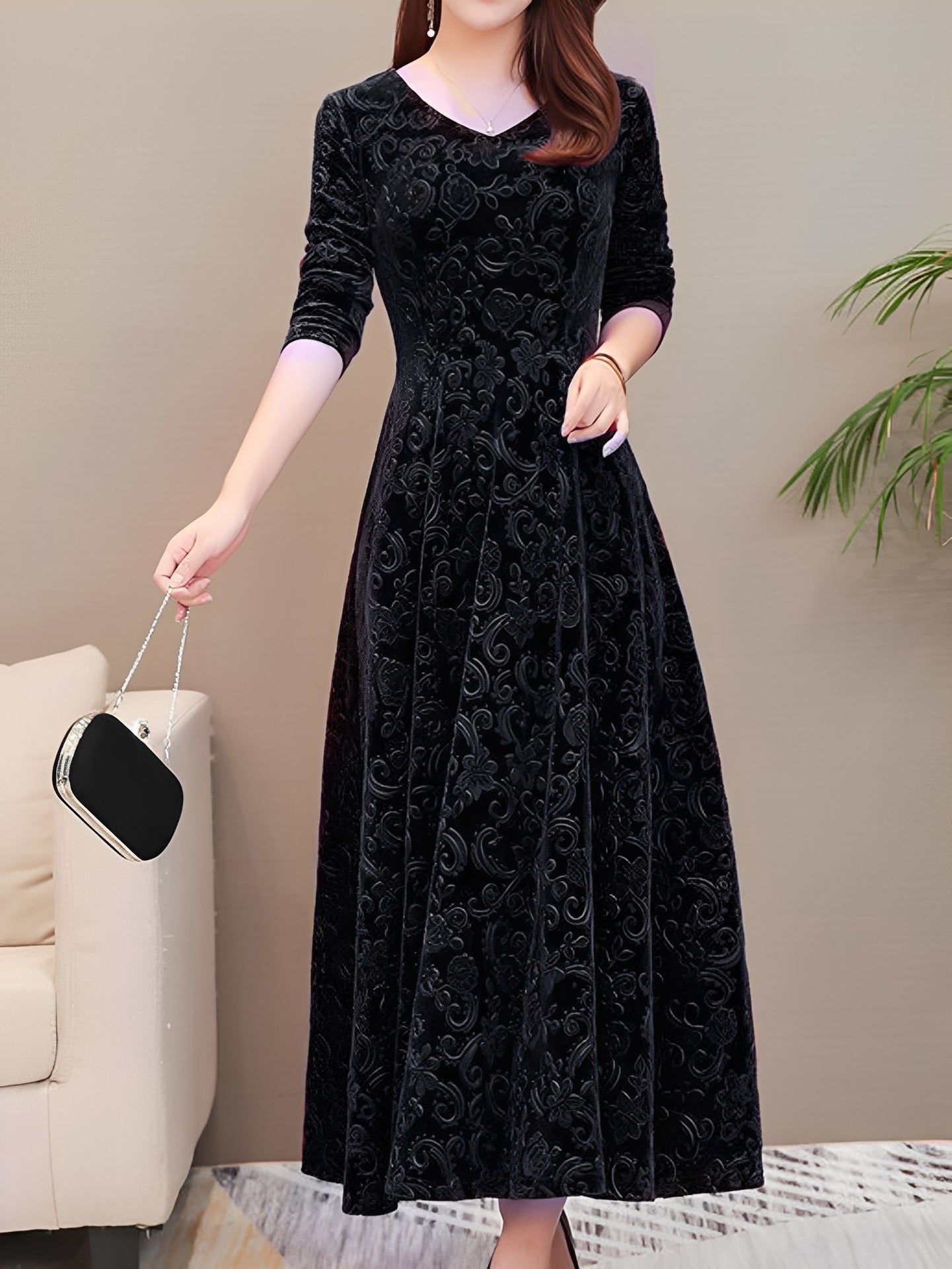 Arianna - Stylish women's evening dress with long sleeves