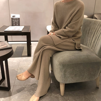 Christine - Damen-Set mit leichtem Strickpullover und bequemer Hose