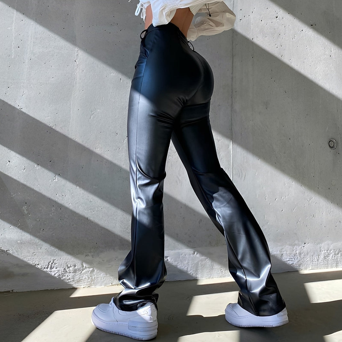 Katerina - Bequeme Hochbund-Schlaghose