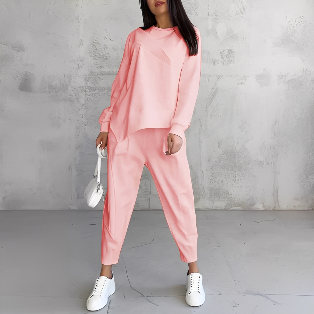 Mélisande - Women's set with round neck sweater and pants