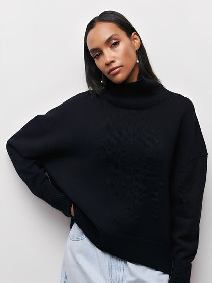 Marva - Stylish women's turtleneck sweater that keeps warm