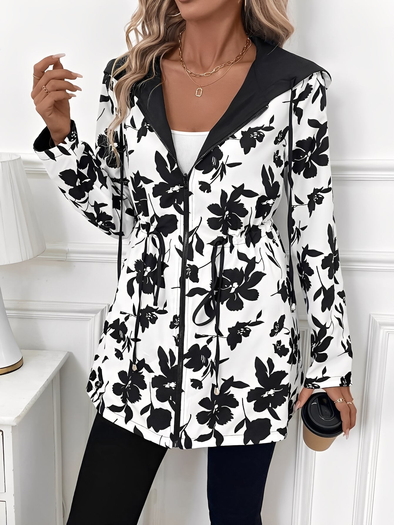 Jennelle - Fashionable reversible women's hooded jacket