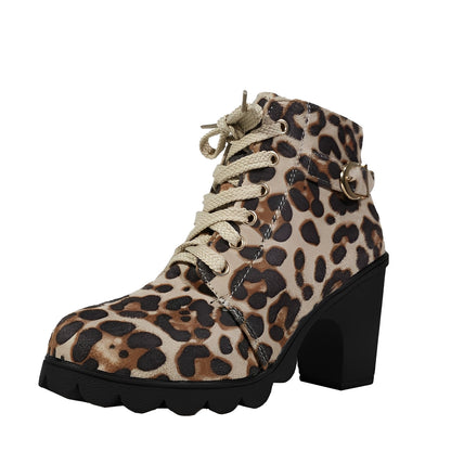 Roxanne - Trendy women's ankle boots with block heel