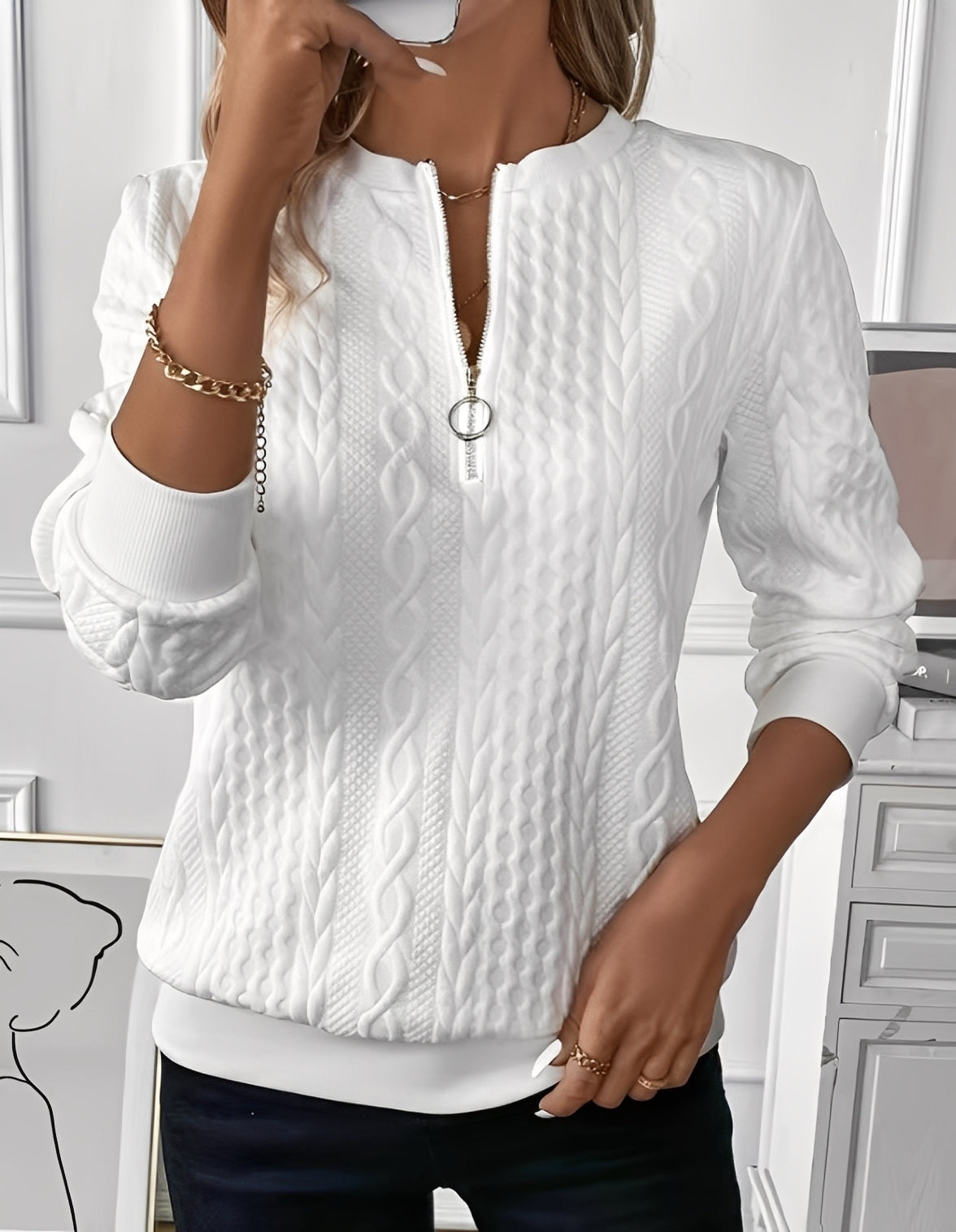 Davida - Fashionable, soft women's sweater with quilted pattern