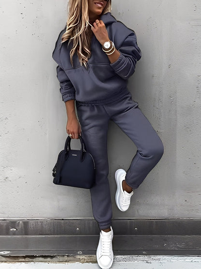 Dianna - Trendy women's jogging set with hood