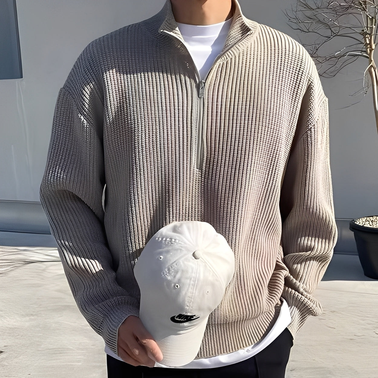 Jeffrey - Elegant, loosely knitted men's sweater