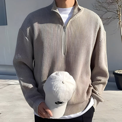 Jeffrey - Elegant, loosely knitted men's sweater