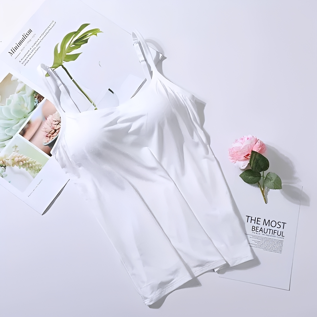 Selena - Elegantes Top mit integriertem BH