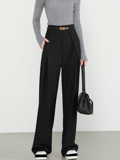 Lina – Straight Pants with Pockets