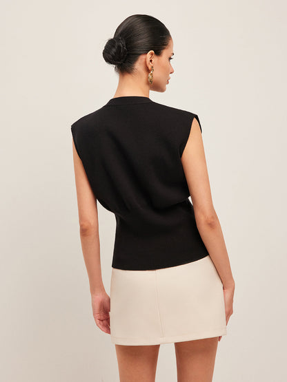 Annalena – V-neck Button Detail Knit Vest