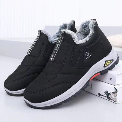 GripTrail – Damen Sneaker mit rutschfester Fleece-Sohle