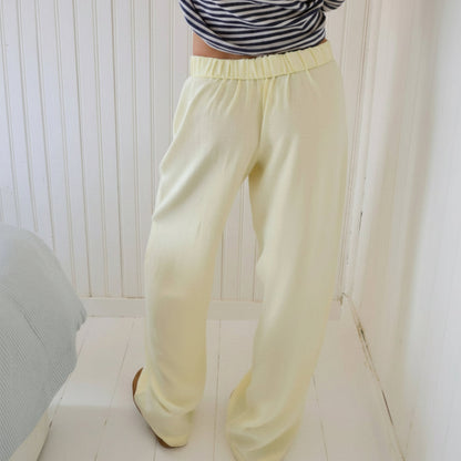 Olesia - Women's Relaxed Pants