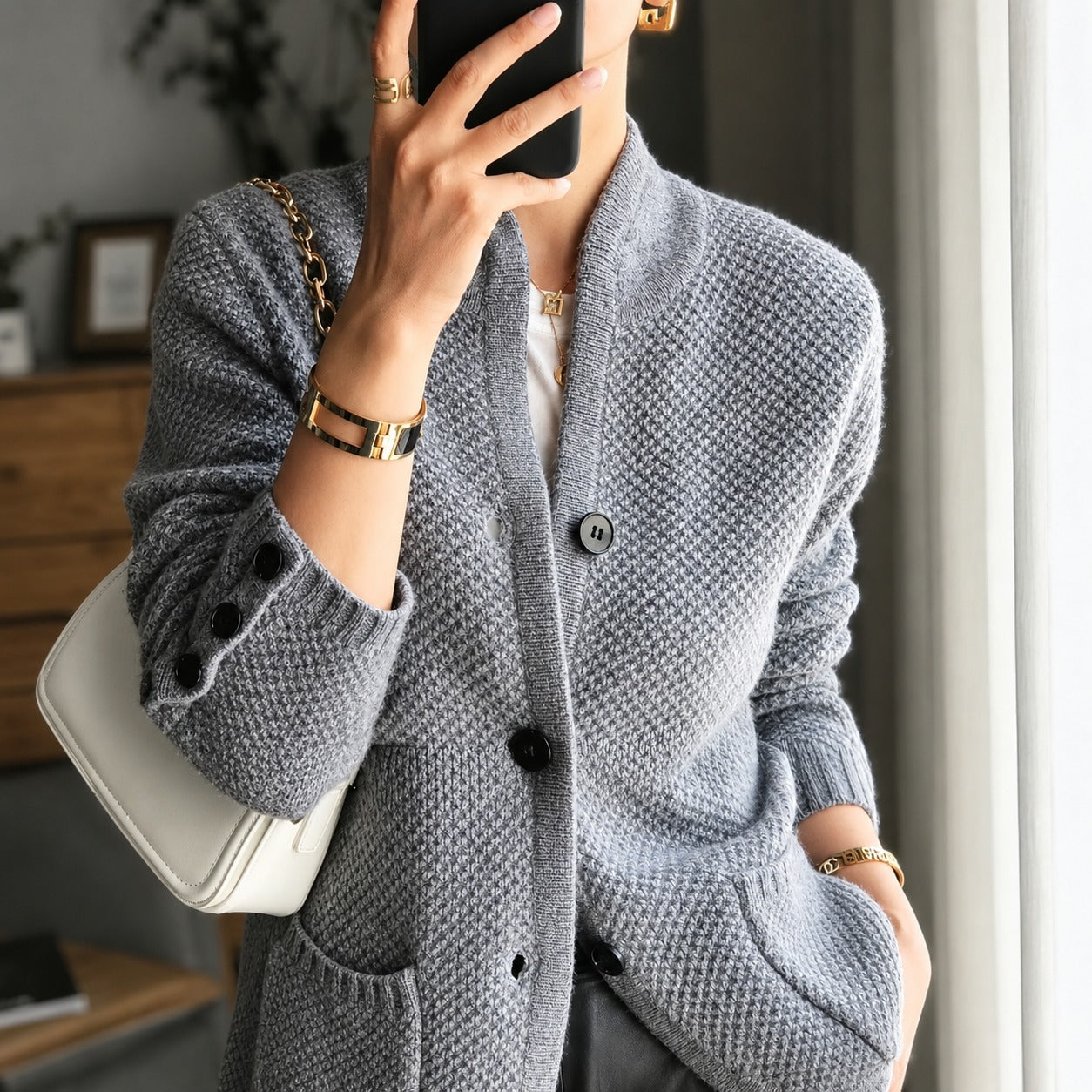 Edda - Warmer Cardigan mit Knöpfen
