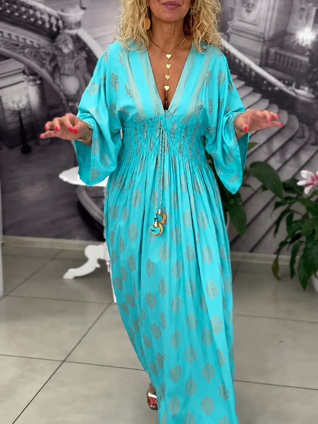 Leonie - Elegantes, weit geschnittenes Maxikleid