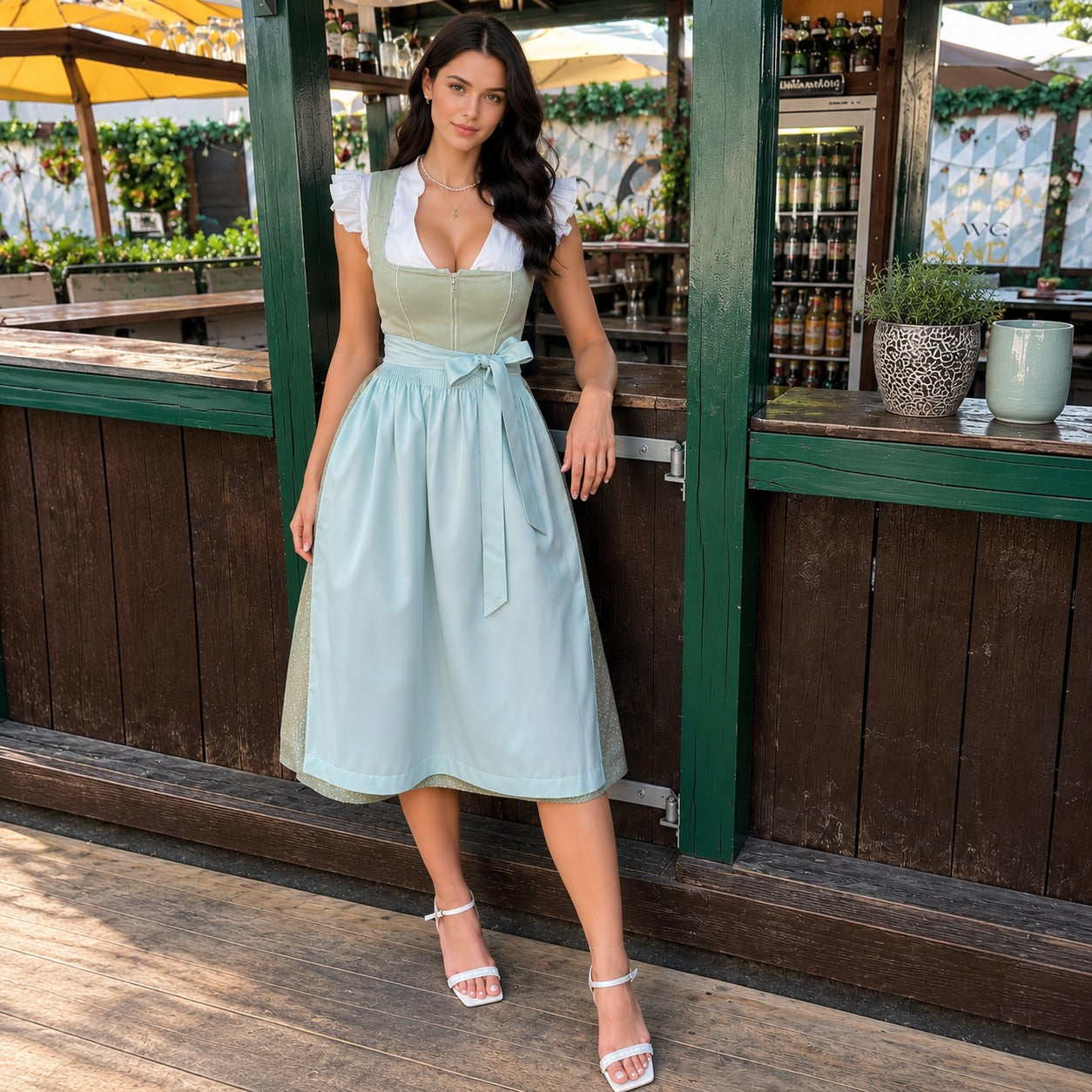 Evelyn - Luftiges Midikleid fürs Oktoberfest mit kurzen Ärmeln