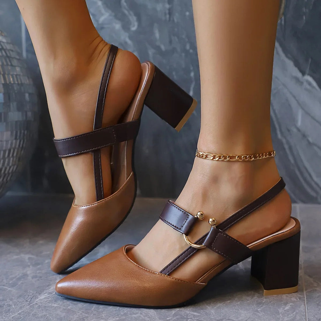 Caelan - Slingback-Pumps mit Absatz