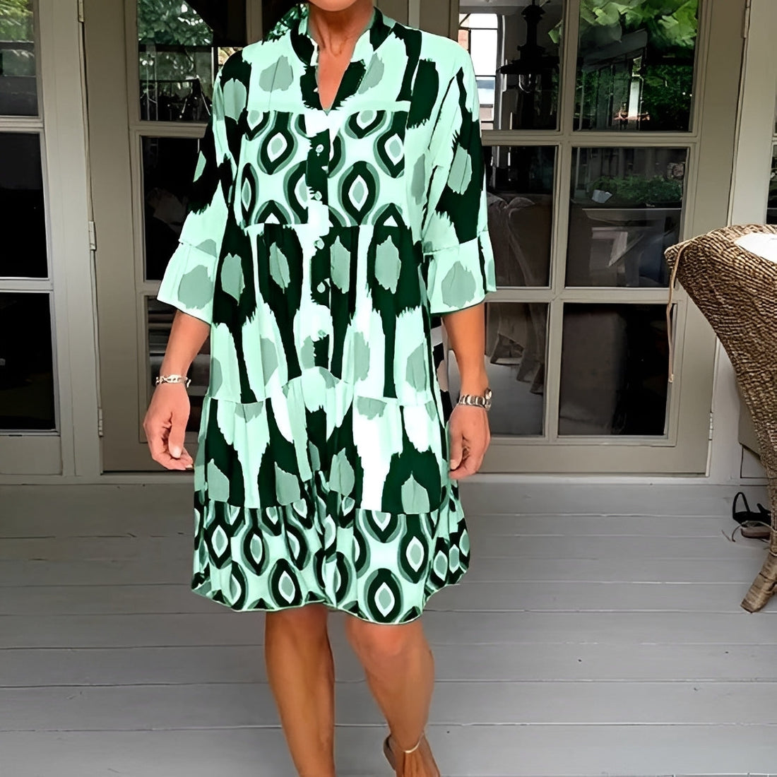 Katie - Elegantes, locker sitzendes Kleid