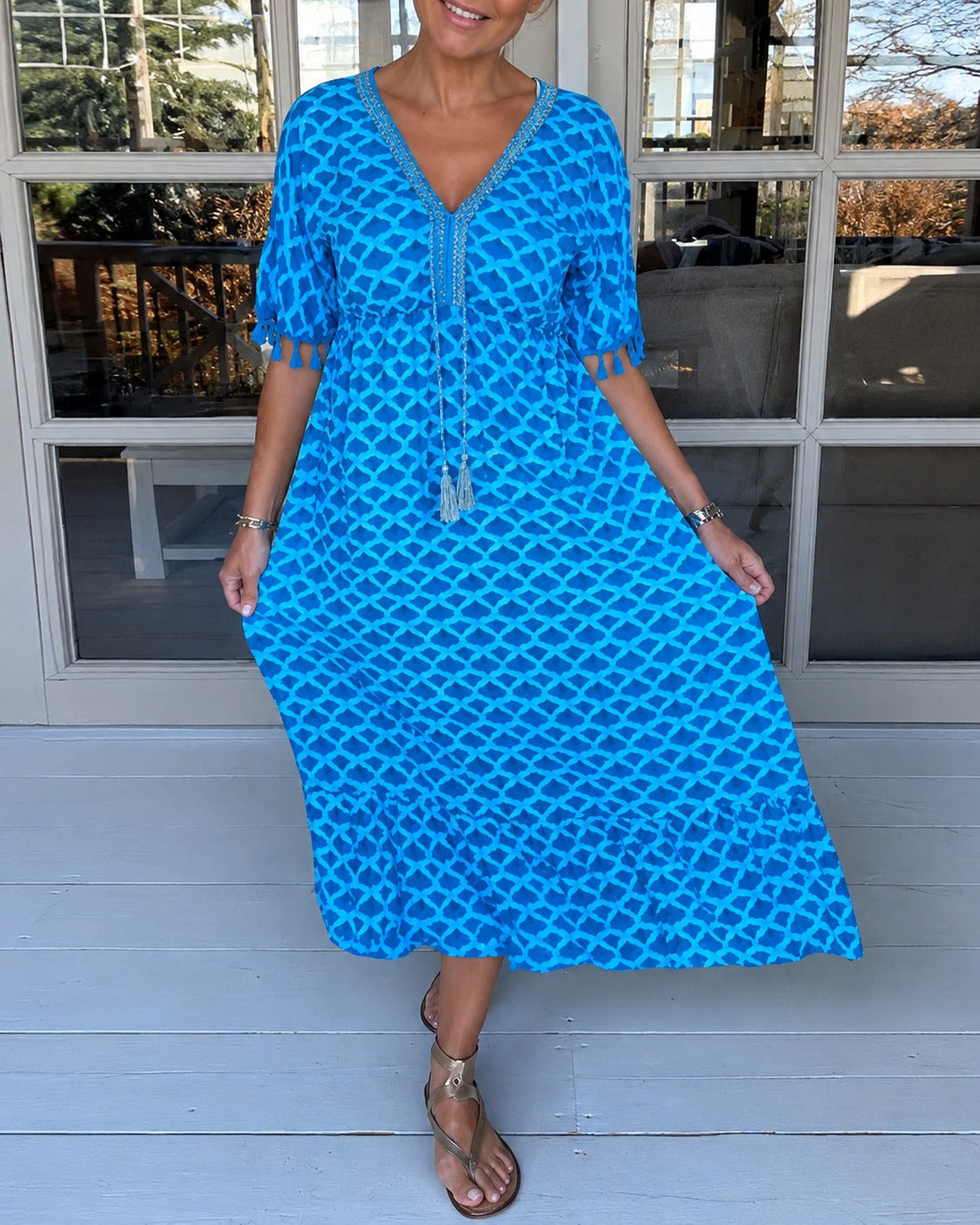 Cara - Elegantes Kleid mit V-Ausschnitt